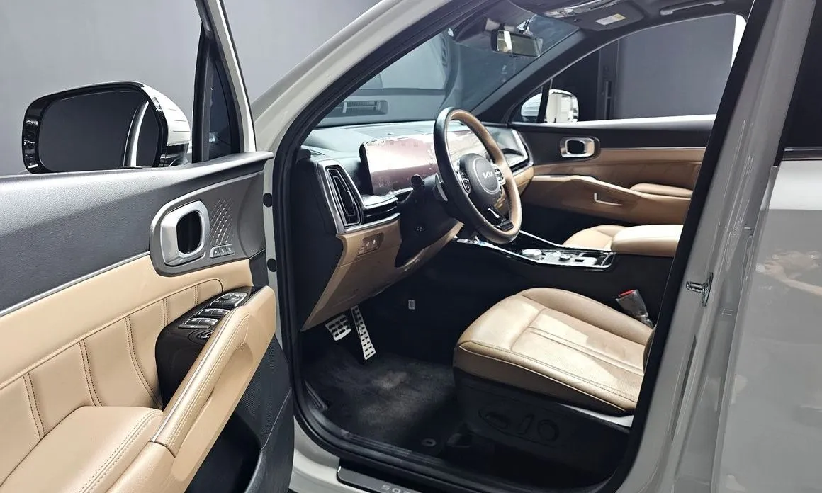 Kia Sorento — фото 8