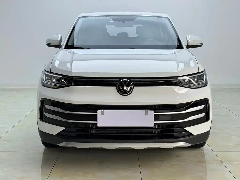 Volkswagen Tharu — фото 3