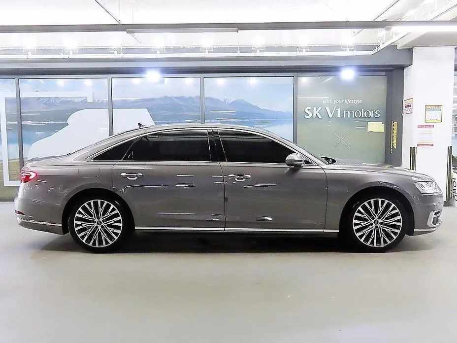 Audi A8 2021 из KR, фото 6