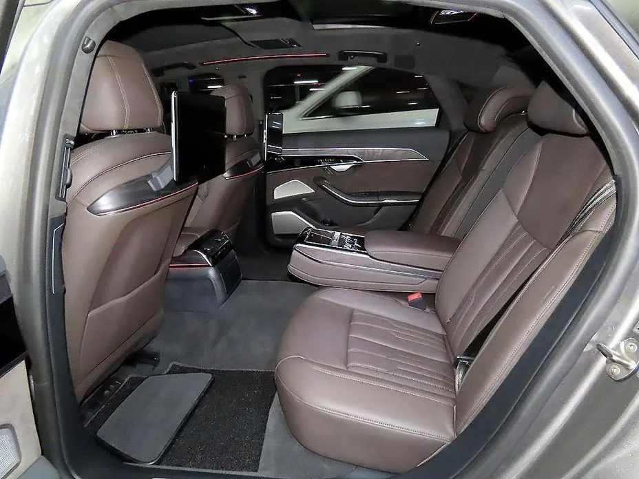 Audi A8 2021 из KR, фото 10