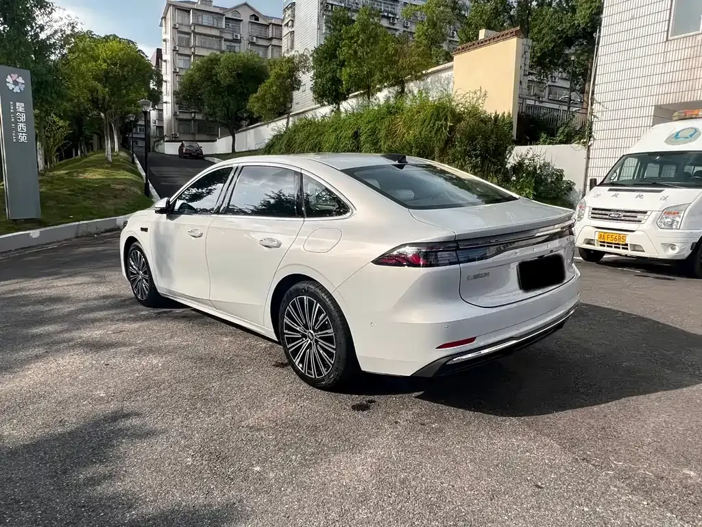 Geely 银河A7 EM 2025 из CN, фото 5