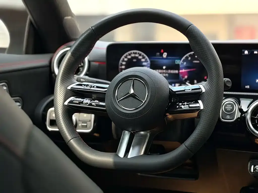 Mercedes-Benz CLA (Import) 2024 из CN, фото 6