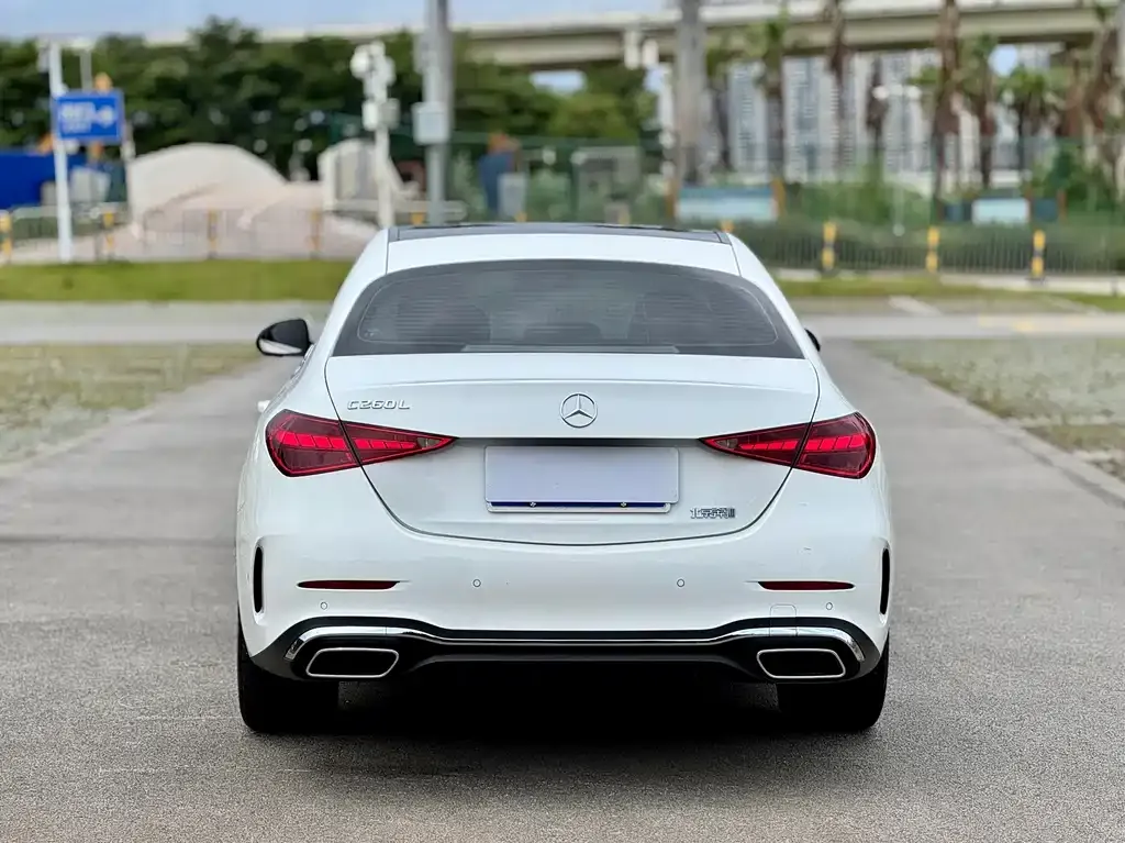 Mercedes-Benz C-Class — фото 8