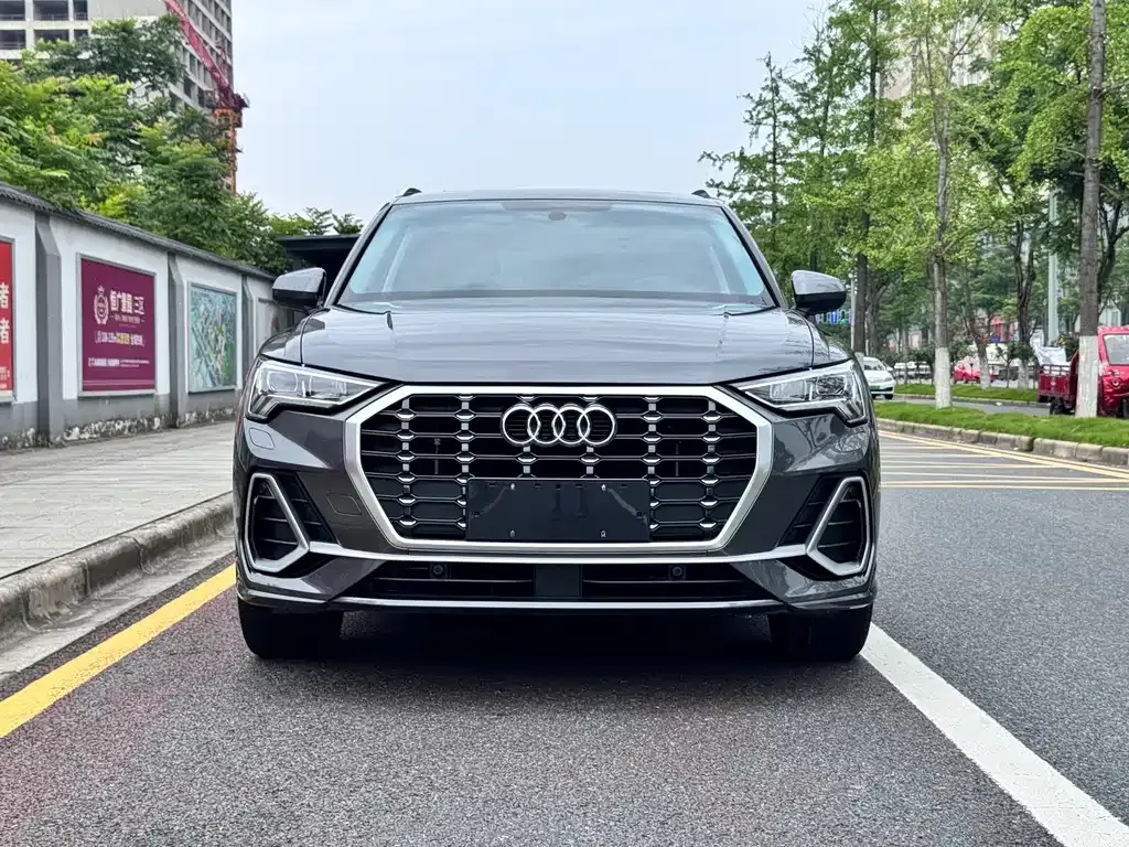 Audi Q3 — фото 4