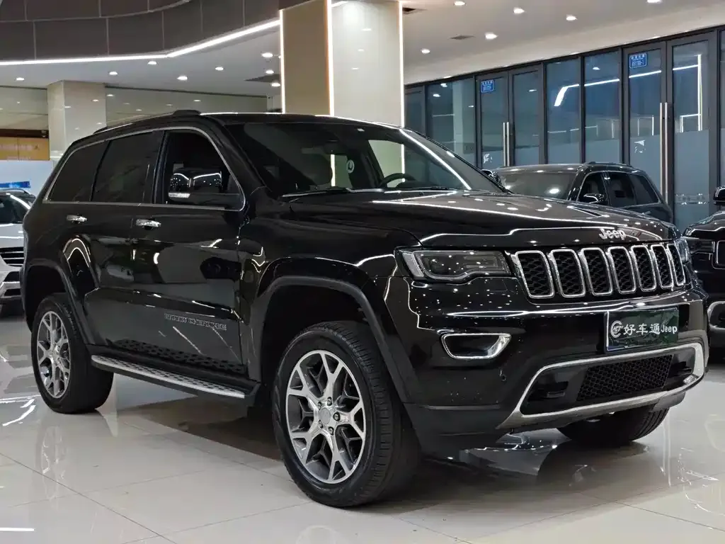 Jeep Grand Cherokee (Import) — фото 5