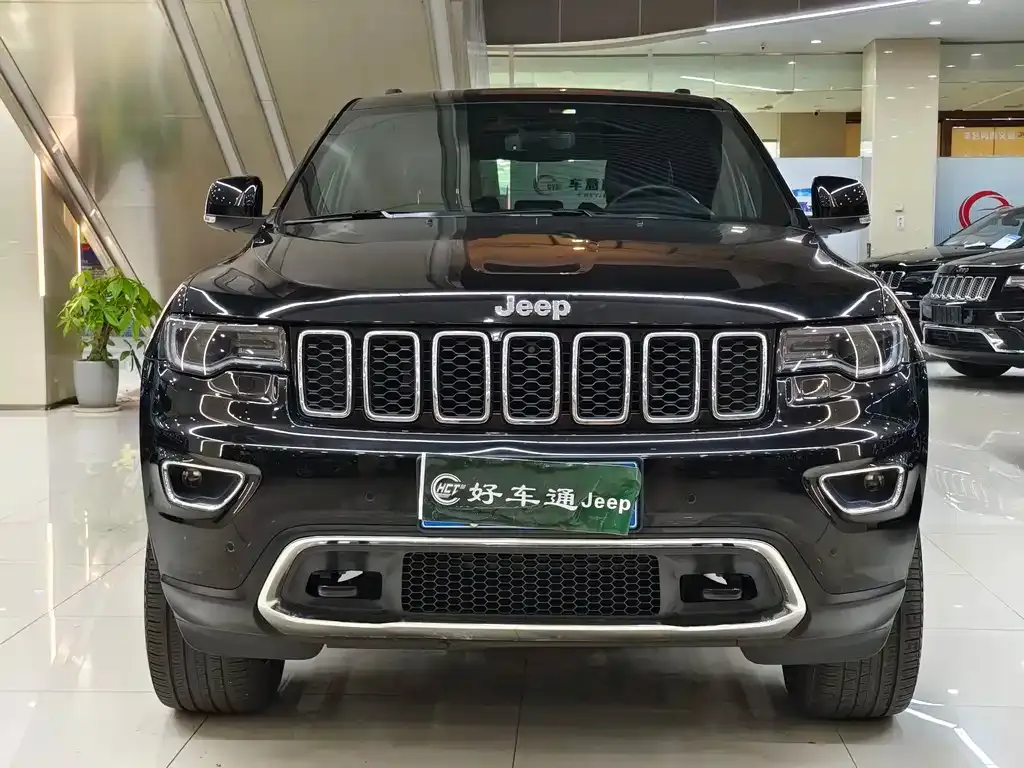 Jeep Grand Cherokee (Import) — фото 6