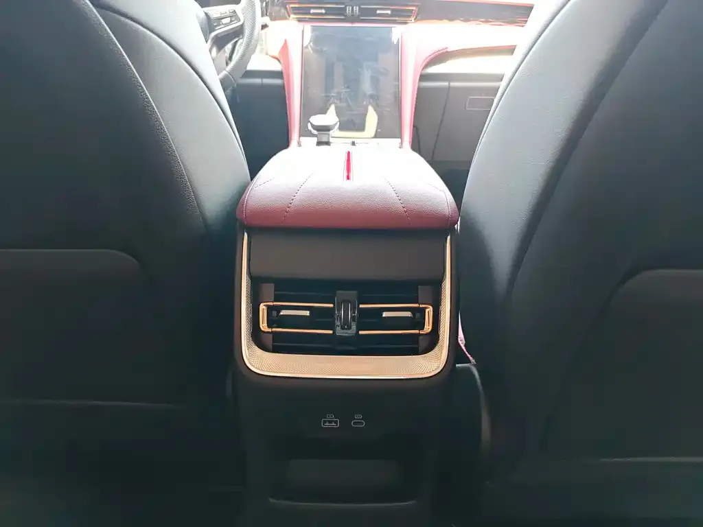 Hongqi H5 2024 из CN, фото 9