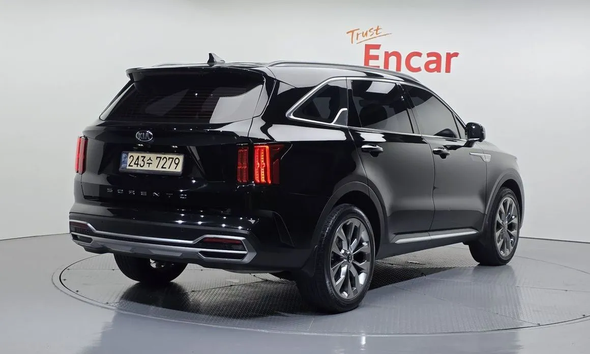 Kia Sorento — фото 3