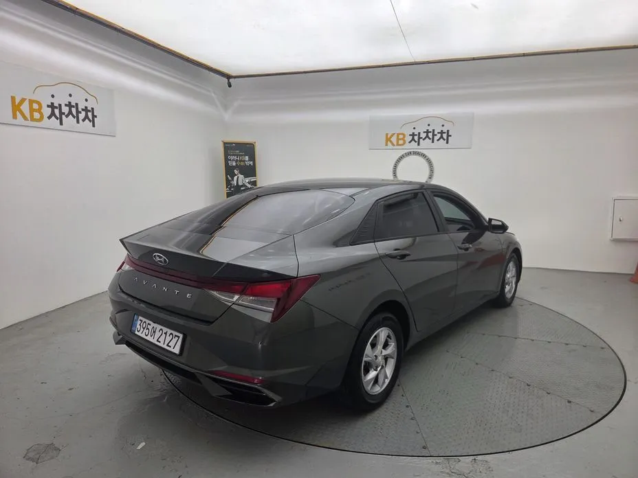 Hyundai AVANTE — фото 4