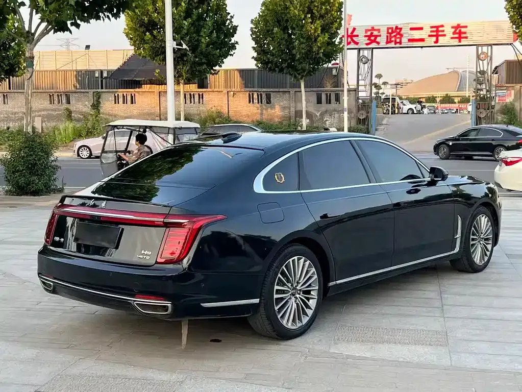 Hongqi H9 — фото 5