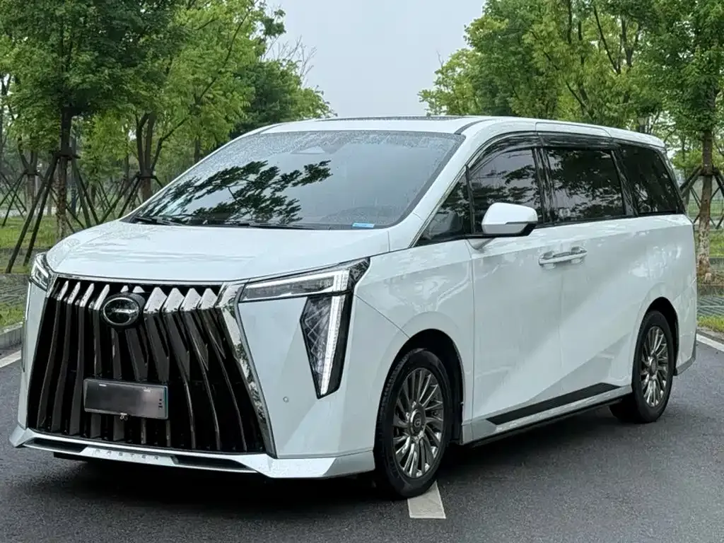GAC Motor Trumpchi M8 — фото 10