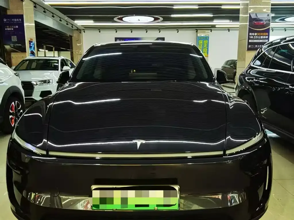 Tesla Model Y — фото 2