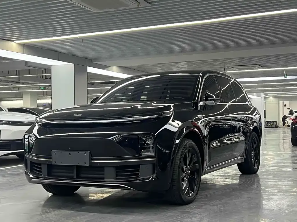 Li Auto L8