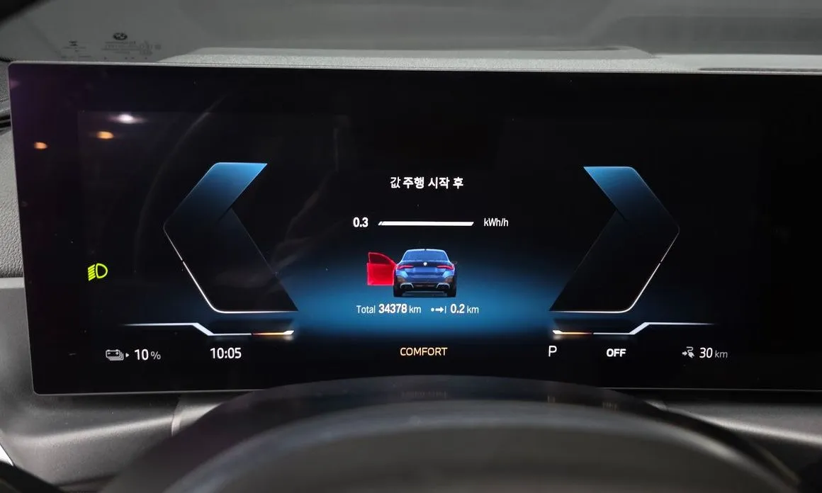 BMW i4 — фото 4