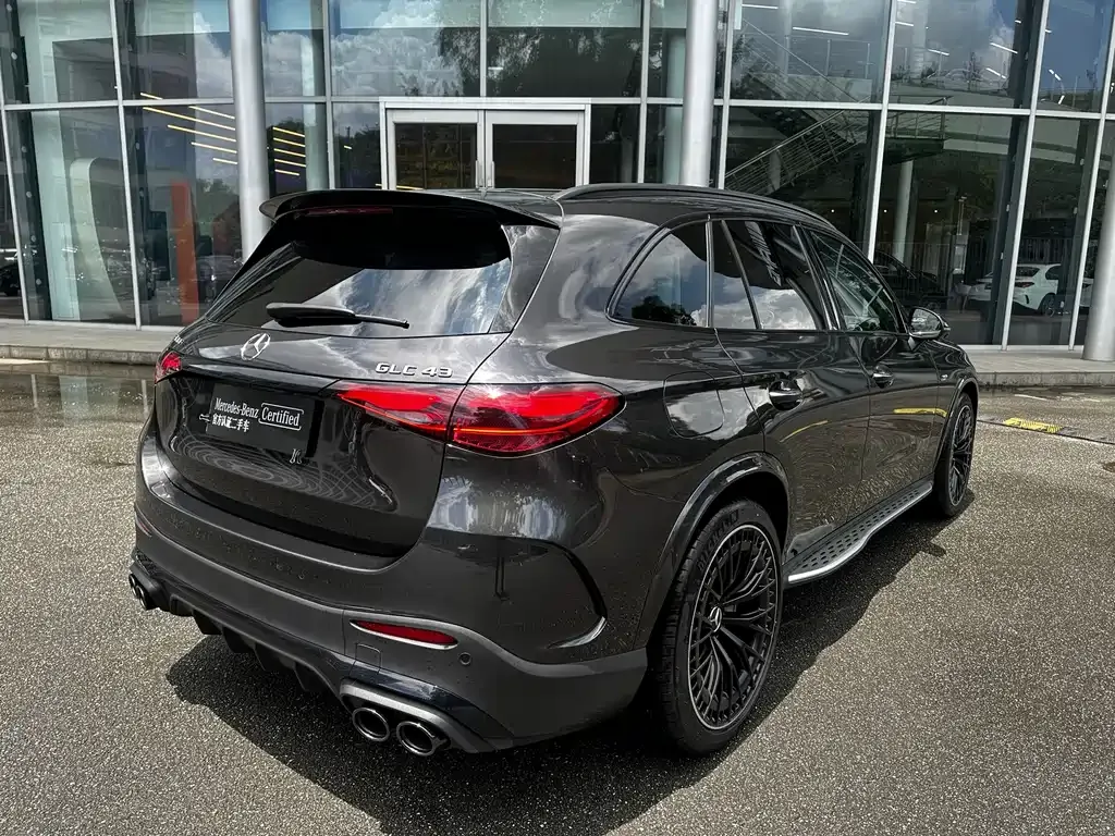 Mercedes-Benz GLC AMG — фото 6