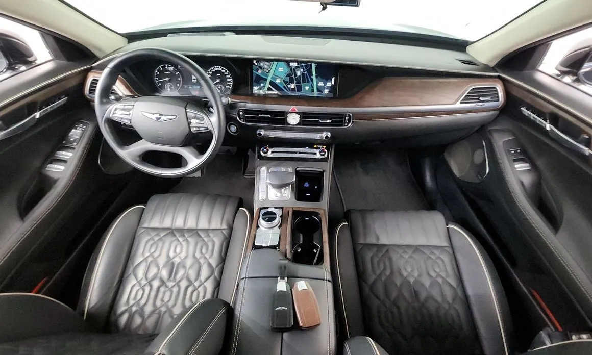 Genesis G90 — фото 10
