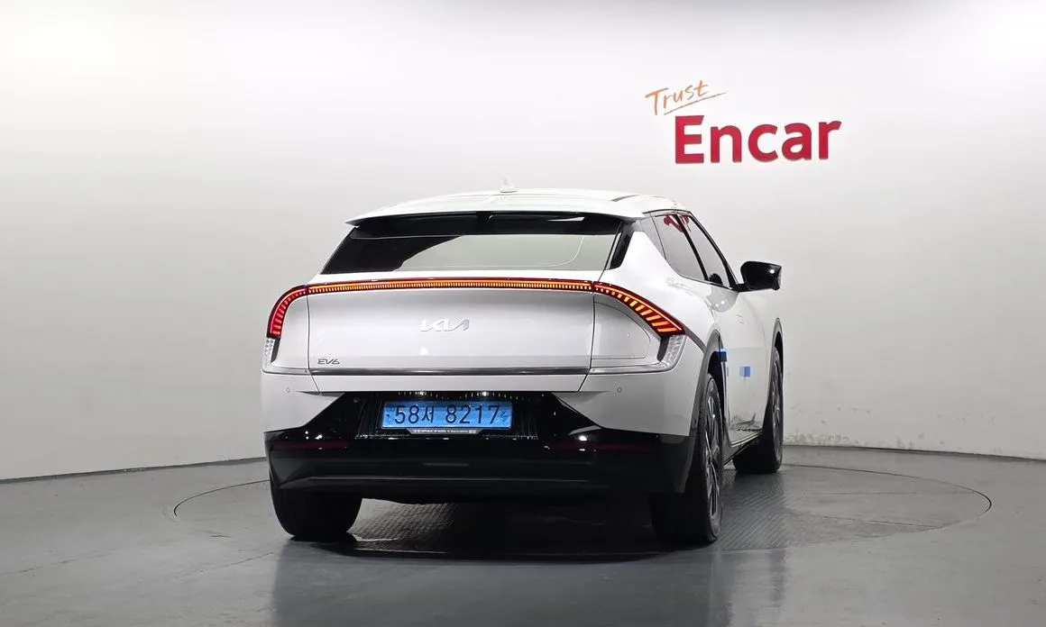 Kia EV6 — фото 2
