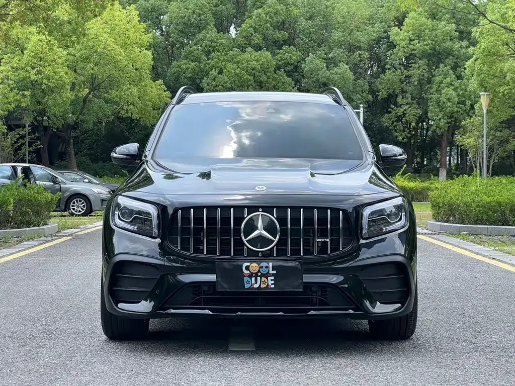 Mercedes-Benz GLB AMG — фото 5