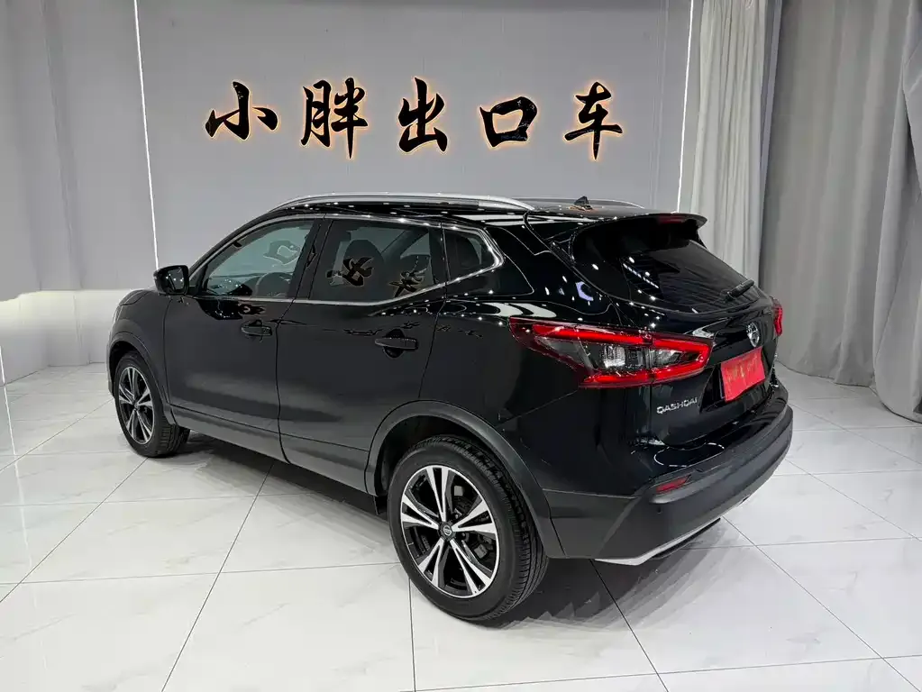 Nissan Qashqai — фото 8