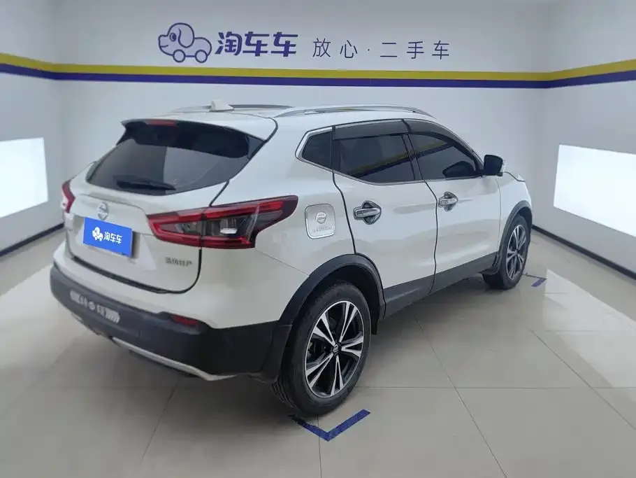 Nissan Qashqai — фото 9