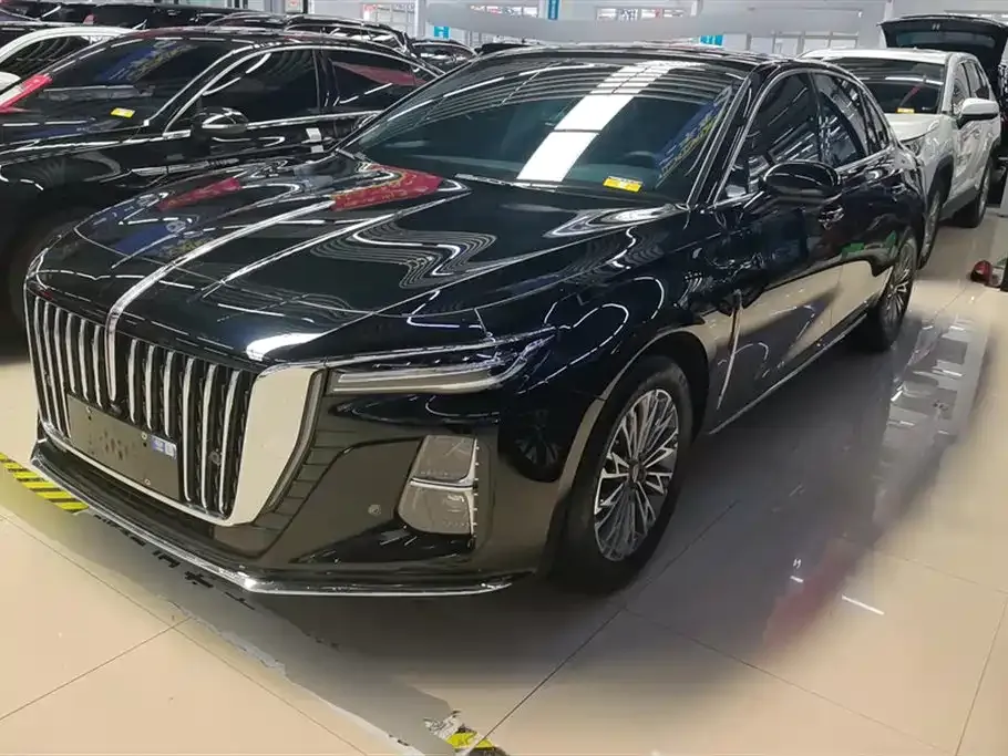 Hongqi H5 — фото 1