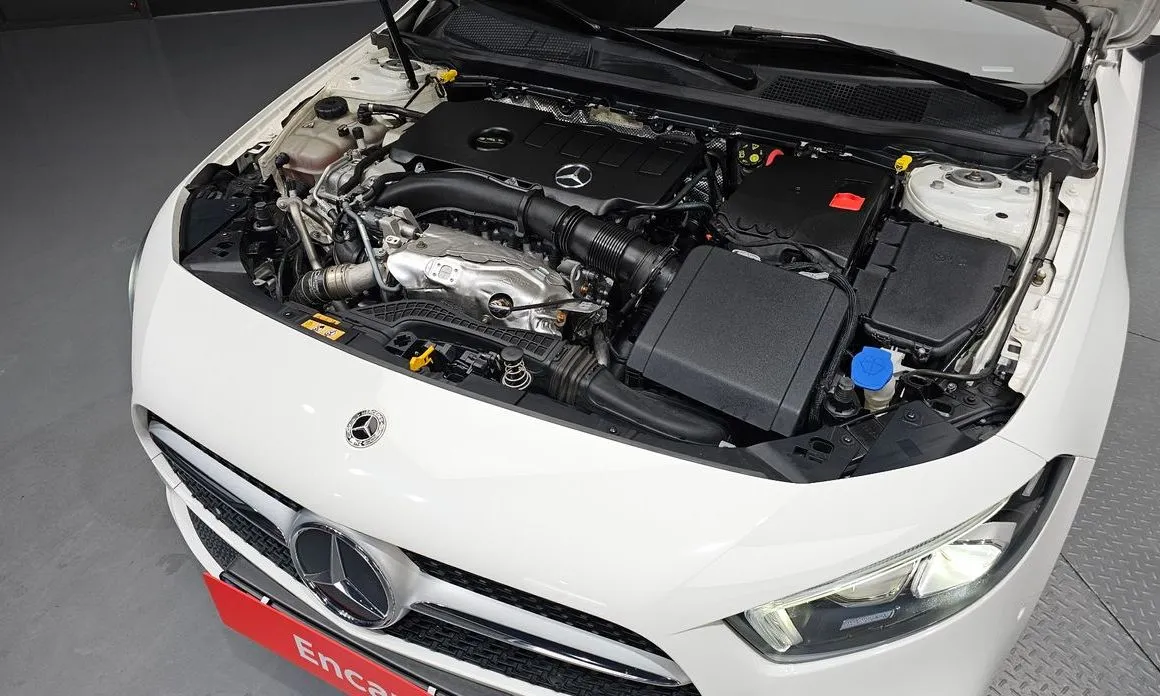 Mercedes-Benz A-Class — фото 10
