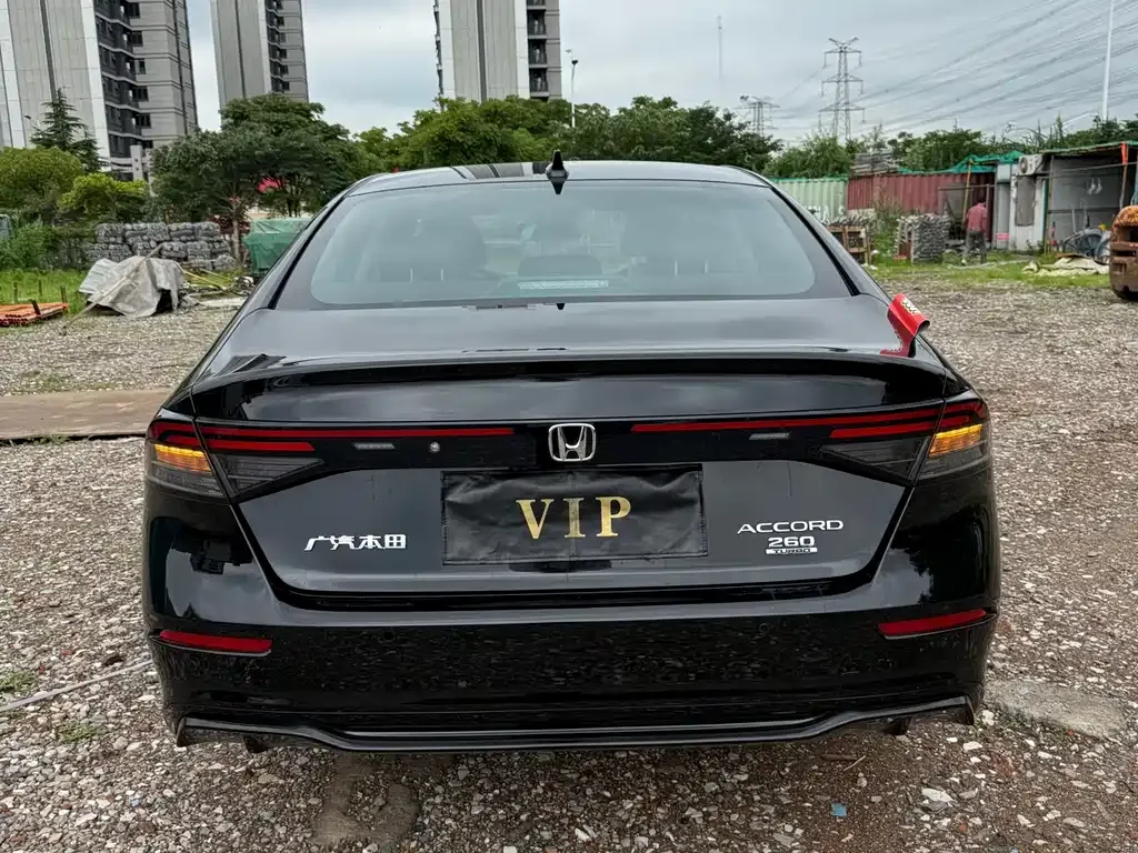 Honda Accord — фото 6