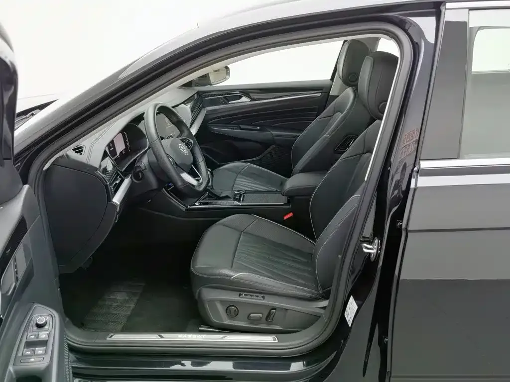Volkswagen Passat — фото 8