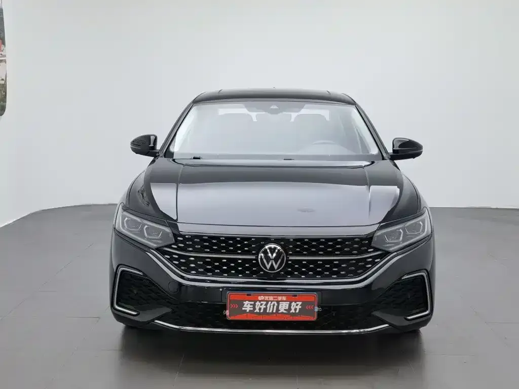 Volkswagen Passat — фото 7
