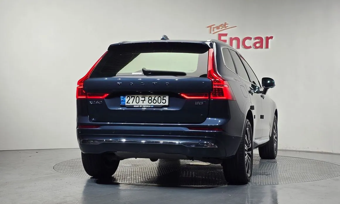 Volvo XC60 — фото 7