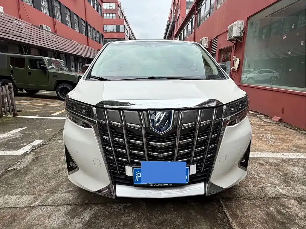 Toyota Alphard 2021 из CN, фото 10