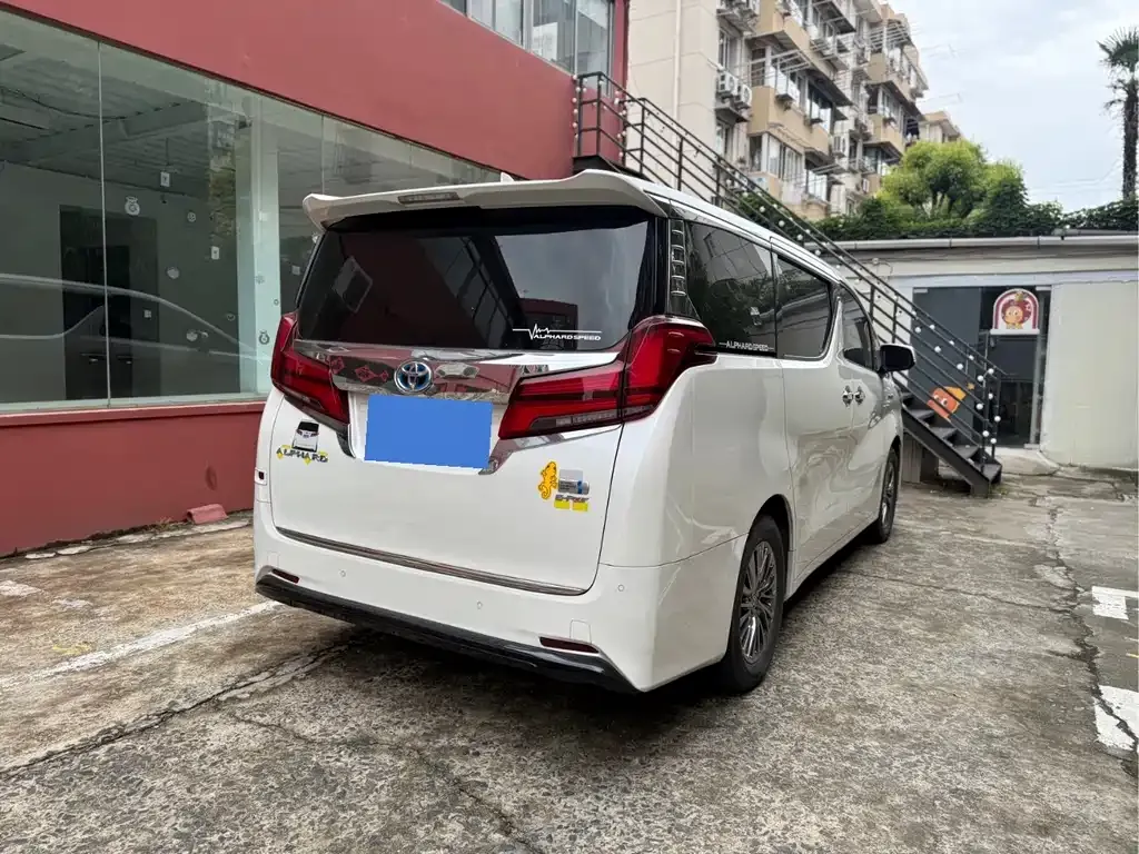 Toyota Alphard 2021 из CN, фото 9