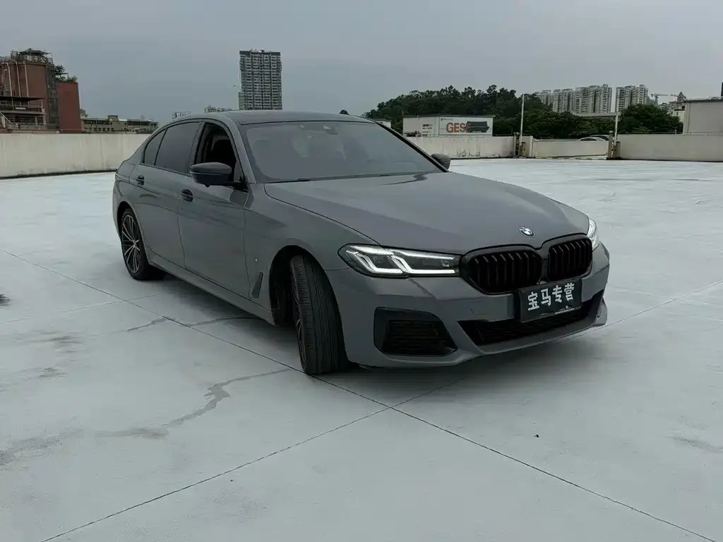 BMW 5 Series — фото 4