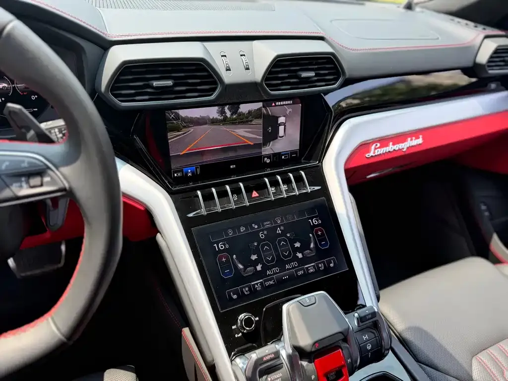 Lamborghini Urus — фото 4