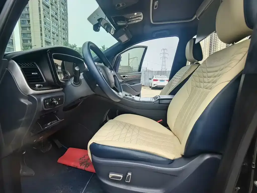 GAC Motor Trumpchi M8 — фото 2