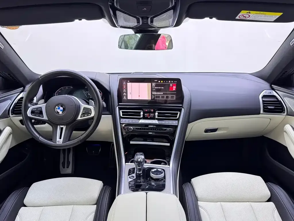 BMW 8 Series — фото 4
