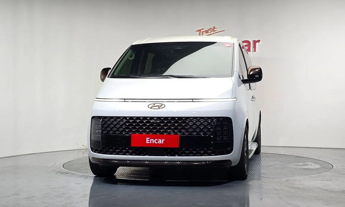 Hyundai Staria — фото 3