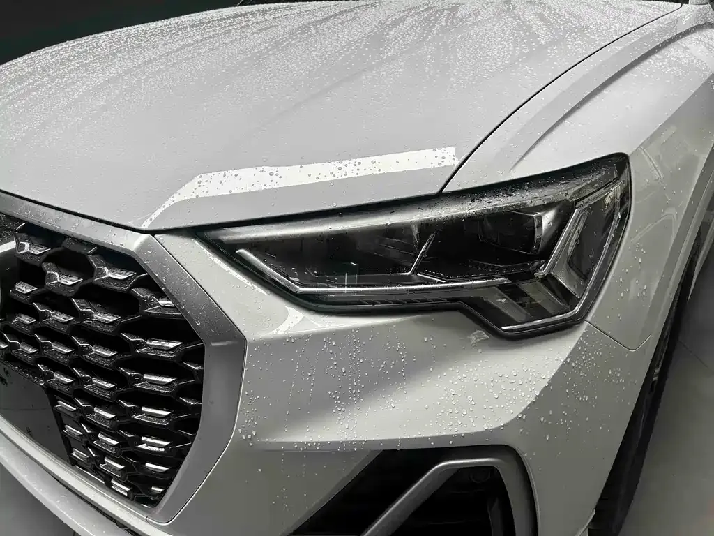 Audi Q3 Sportback — фото 6