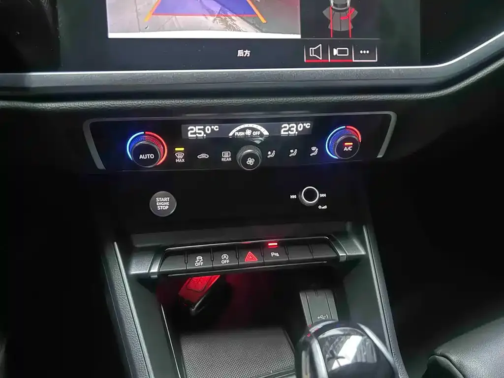 Audi Q3 Sportback — фото 3