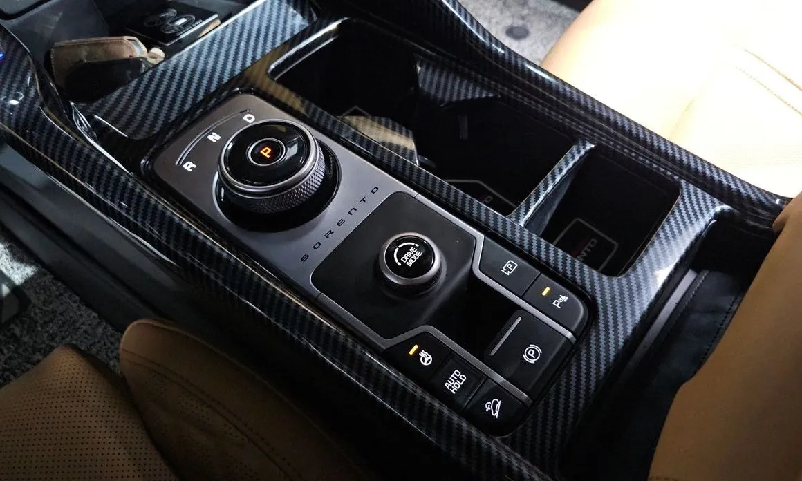Kia Sorento — фото 5