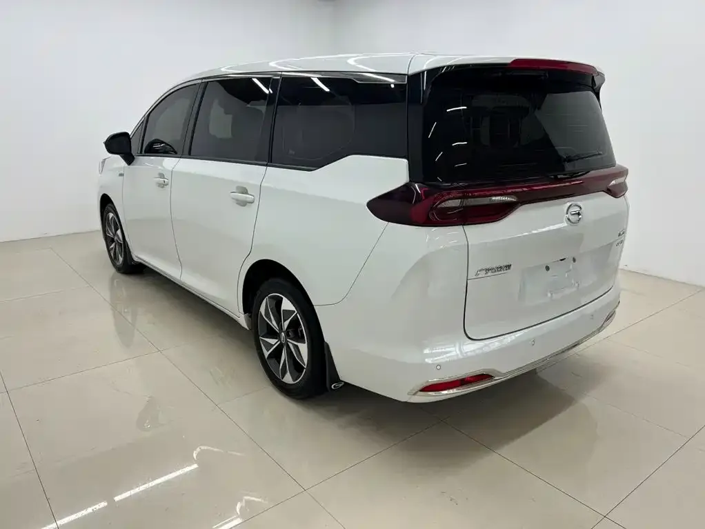 GAC Motor Trumpchi M6 — фото 2
