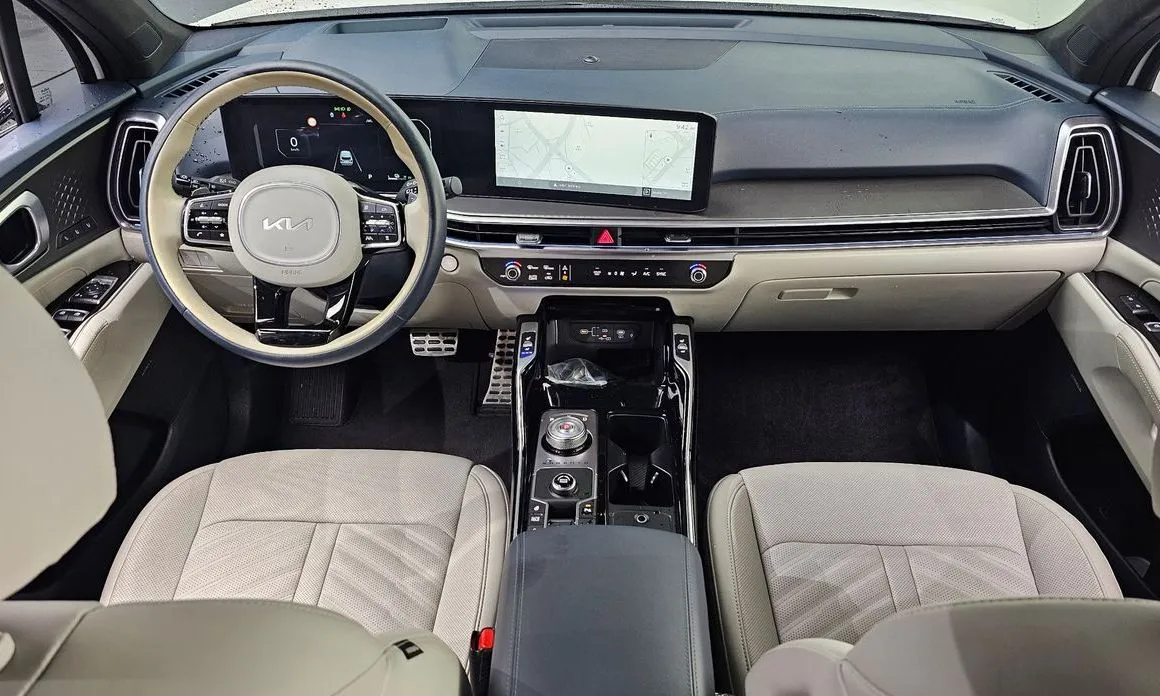 Kia Sorento — фото 10