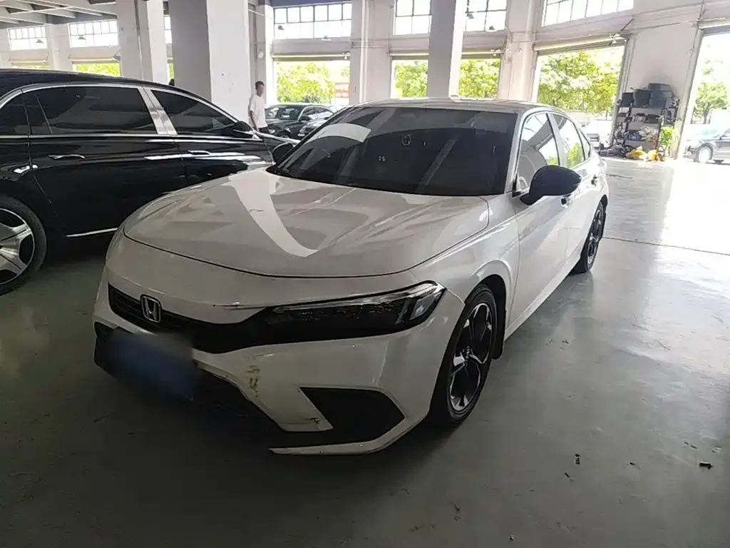 Honda Civic — фото 1