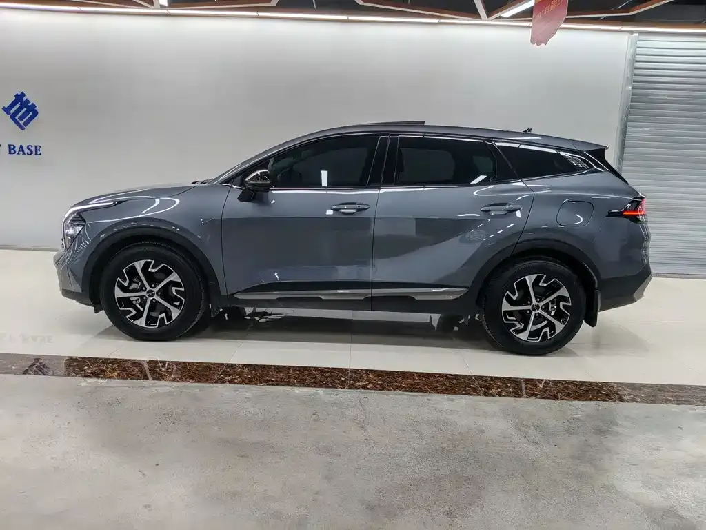 Kia Sportage — фото 7