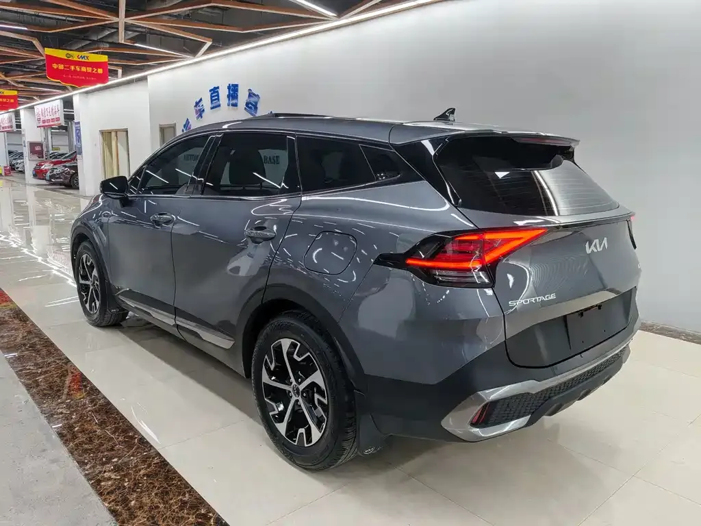 Kia Sportage — фото 9