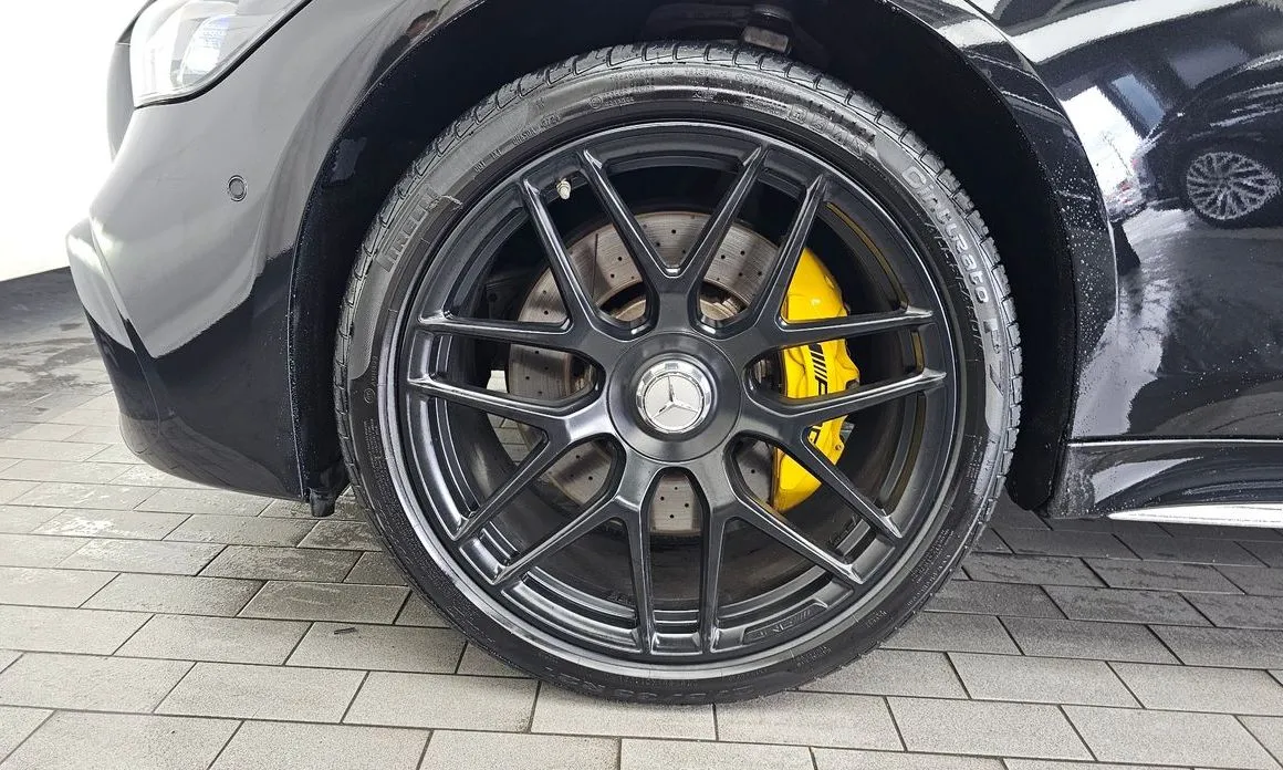 Mercedes-Benz AMG GT — фото 6