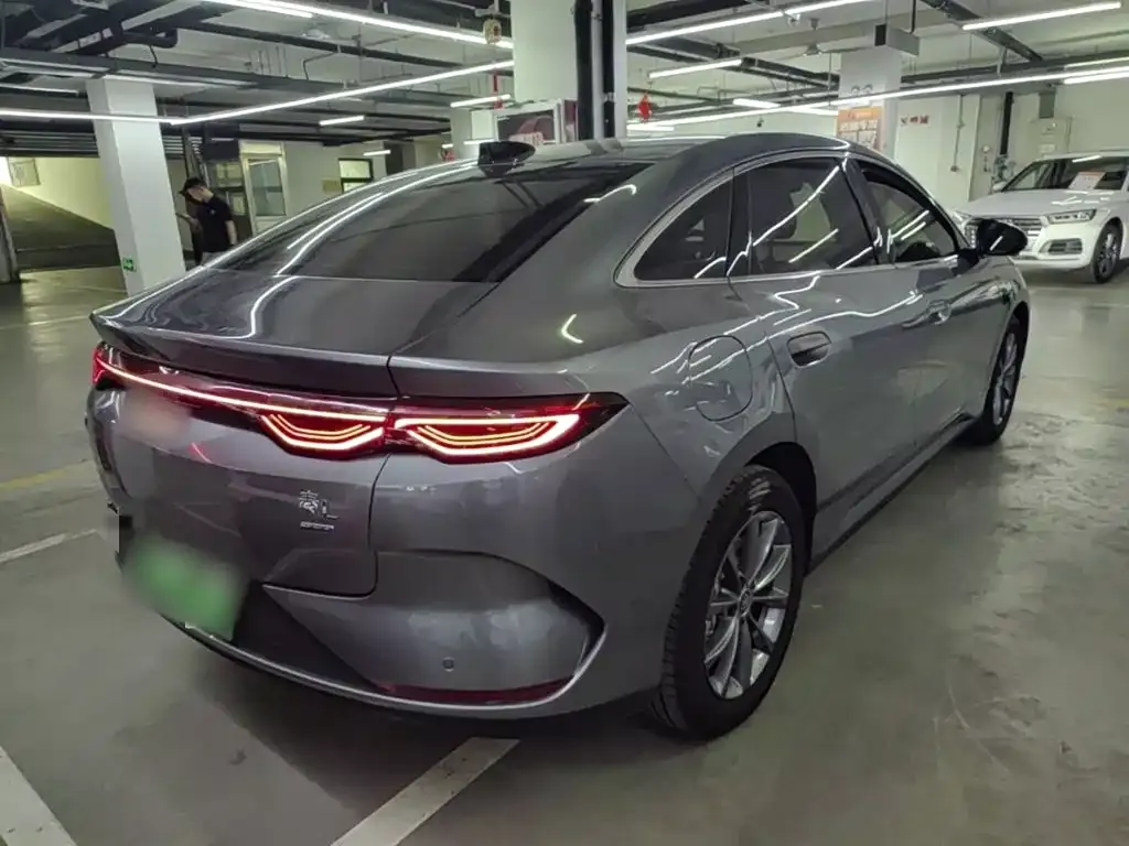 BYD Qin L — фото 6