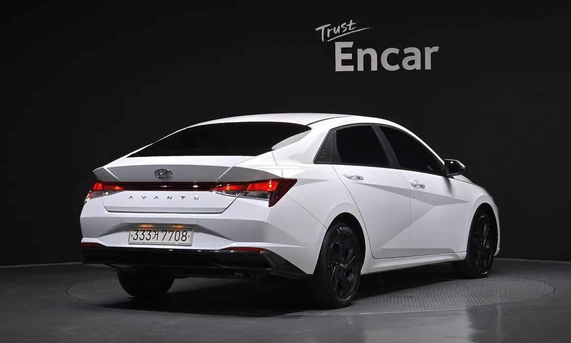 Hyundai AVANTE — фото 2