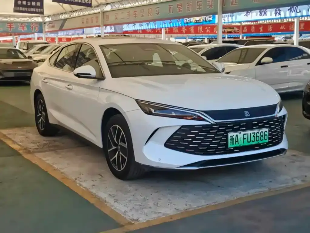 BYD Qin L — фото 8