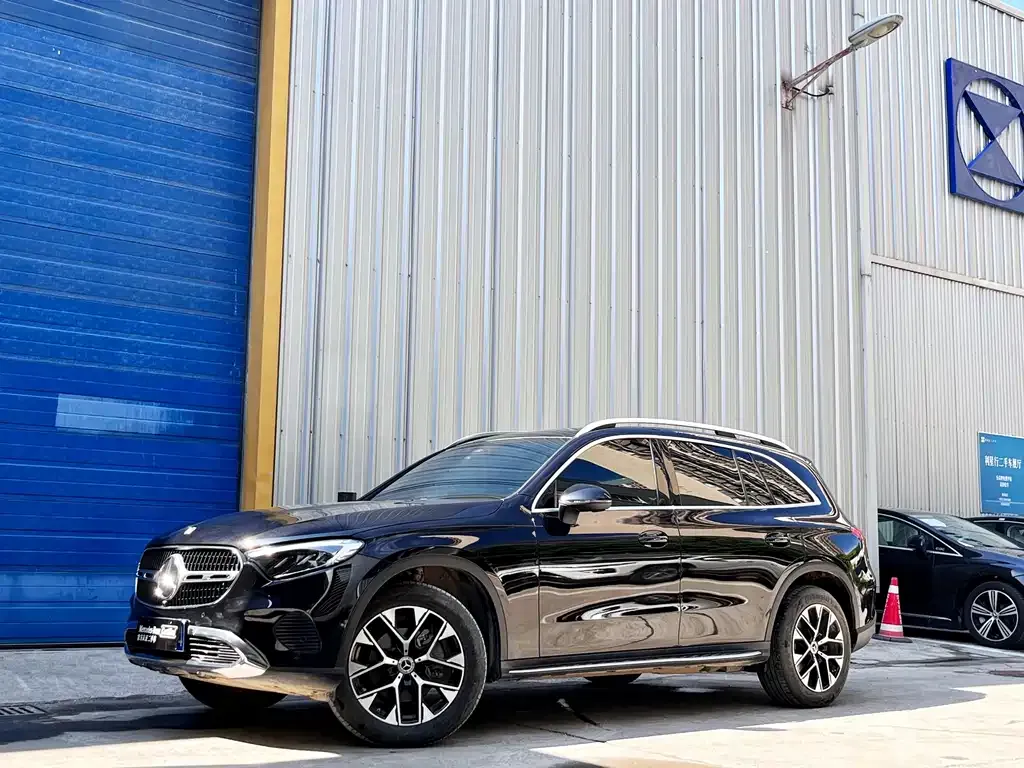 Mercedes-Benz GLC — фото 1